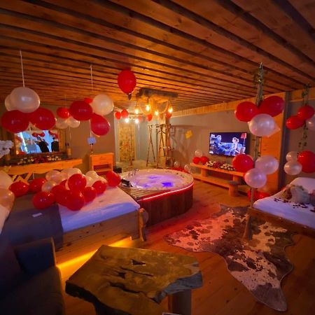 Heaven Vip Wooden Palace Bed & Breakfast Ardesen Exterior photo